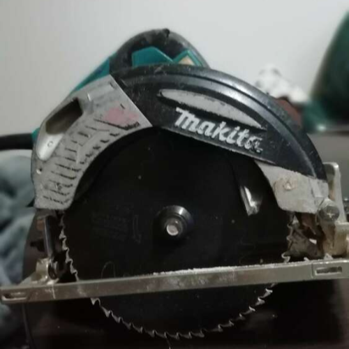 マキタ丸ノコ
