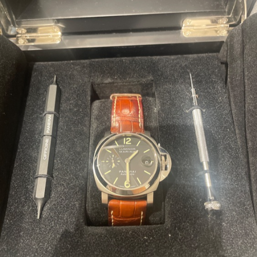 パネライ ルミノール