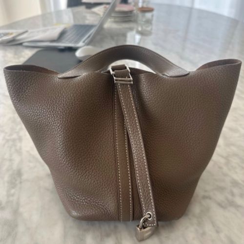 エルメス ピコタン