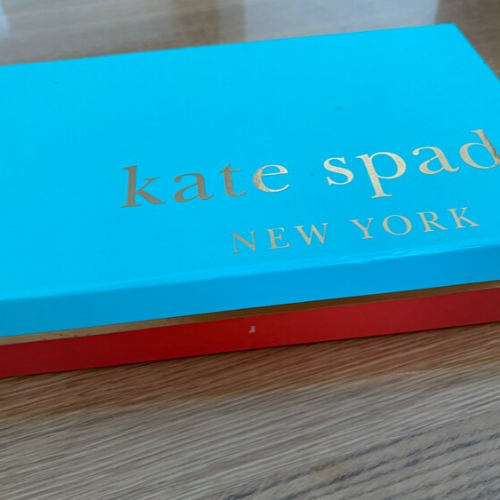 ケイトスペードの金色長財布