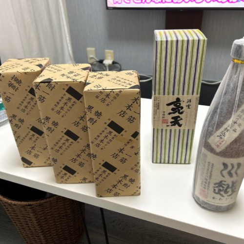 100年の孤独箱入り3本　　川越1本　　亮天1本