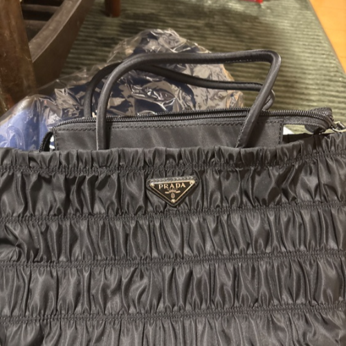 プラダ『ナイロン ミニトートバッグ』1BG321