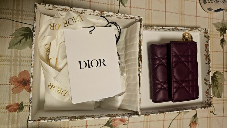 Dior　ラムスキン　財布
