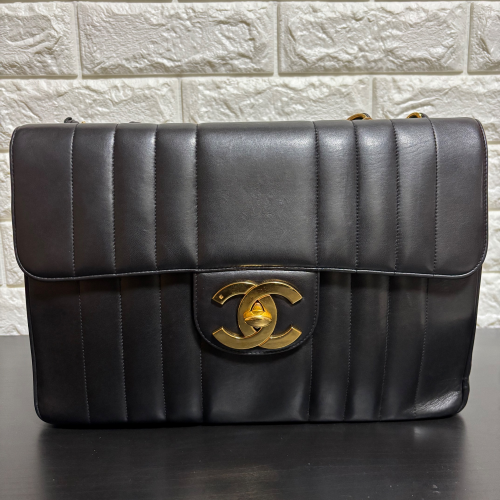 シャネル マドモアゼル チェーンショルダーバッグ ラムスキン