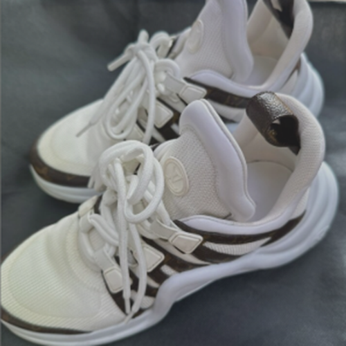 スニーカー　アークライト