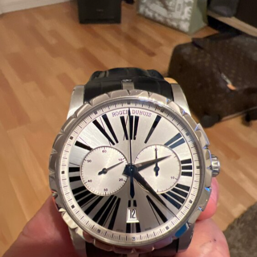 ロジェ・デュブイ ROGER DUBUIS エクスカリバー 42 クロノグラフ