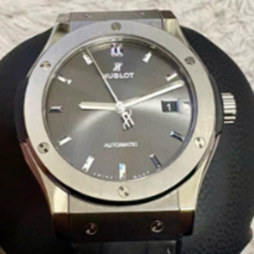 ウブロ HUBLOT クラシックフュージョン チタニウムレーシング 42mm