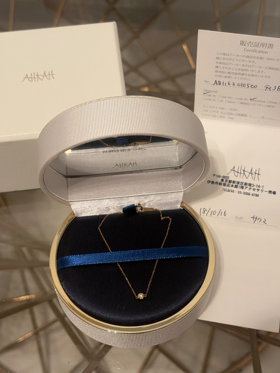 18Kイエローゴールド、ダイヤモンド（約0.05カラット）