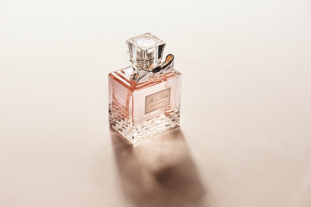 ディオール(Dior)の香水を売りたい！気になる買取価格とおすすめ店