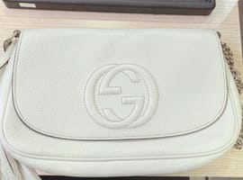 GUCCI ソーホー レザー チェーンショルダーバッグ