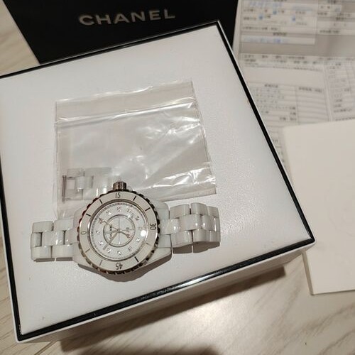 シャネル J12 H1628