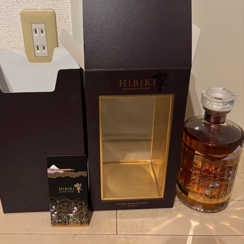 響17年　意匠ボトル　武蔵野富士