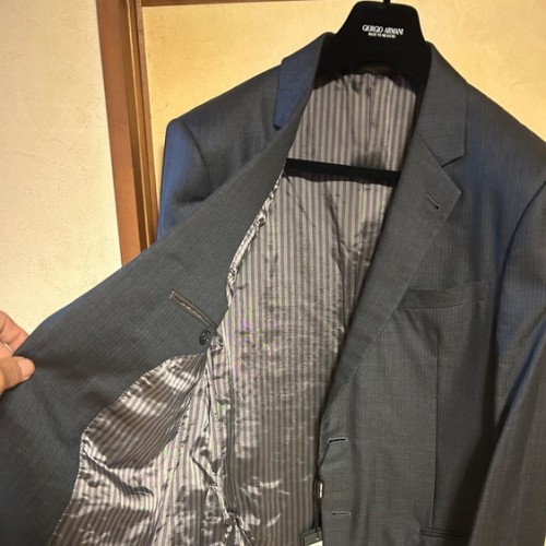 ジョルジオアルマーニ スーツ