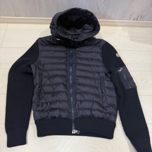 モンクレールカーディガン