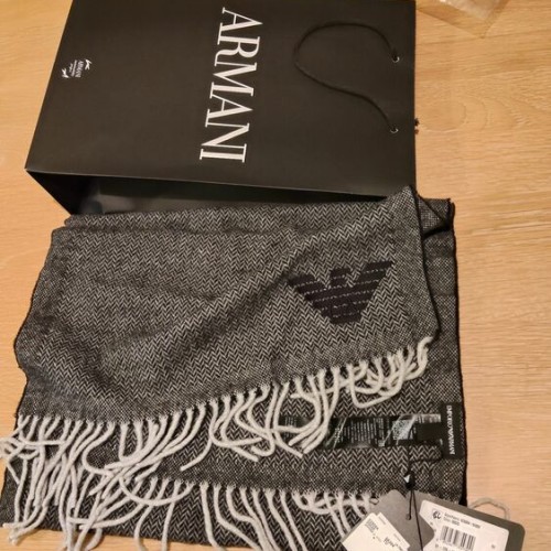 アルマーニ　カシミヤ　マフラー