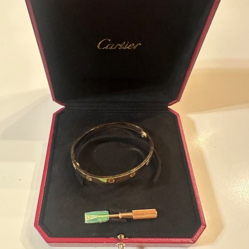 カルティエ　ラブブレス