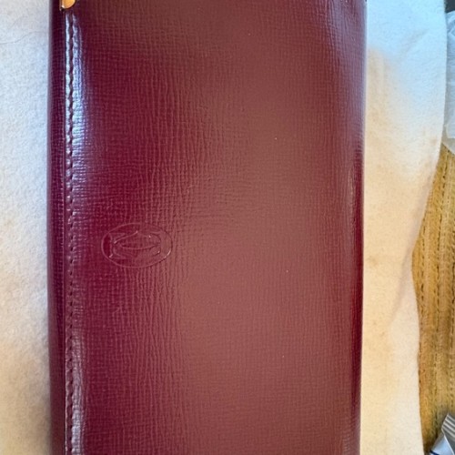 カルティエ　財布