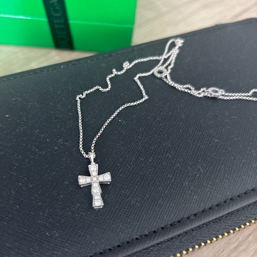 ブルガリネックレス