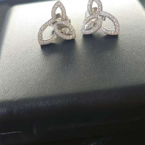 リリークラスター