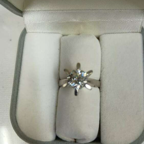 ダイヤ2.04Ct　Pt900