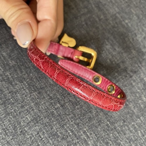 プラダ　ブレスレット