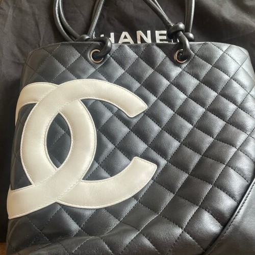 シャネル カンボンライン