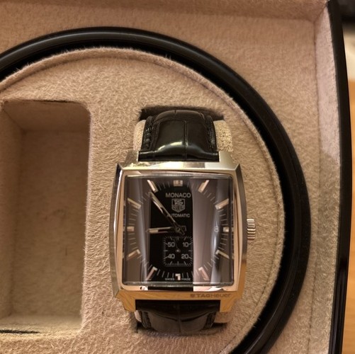 タグホイヤー モナコ WW2110-