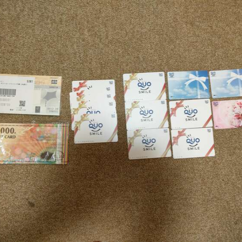JCBギフトカードとQUOカード
