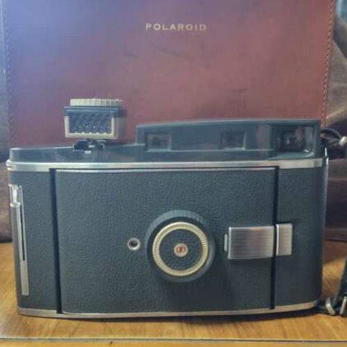 ポラロイドカメラ