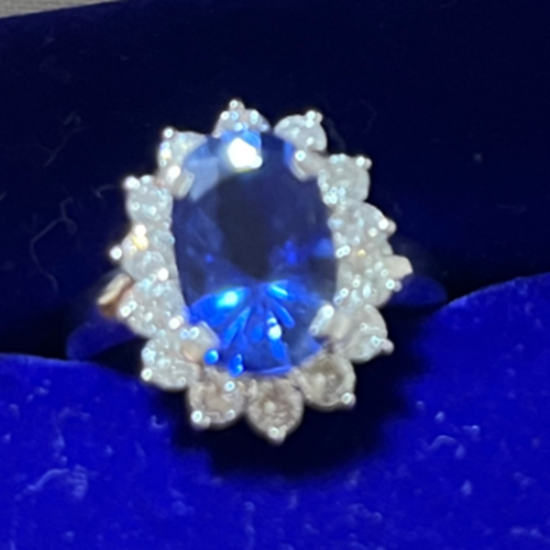 サファイアダイヤモンドリング