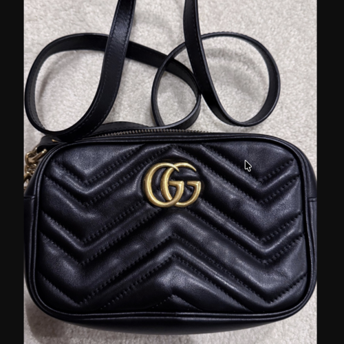 GGマーモント ミニカメラバッグ（グッチ）