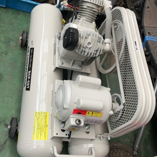 エアーコンプレッサー