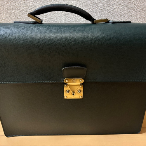 ルイヴィトン タイガ 30,000円