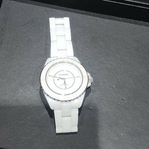 シャネル J12 H618 