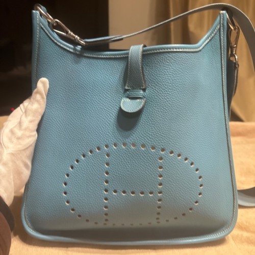 エブリン　プティ