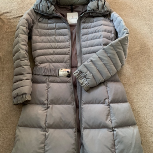 ダウンジャケット