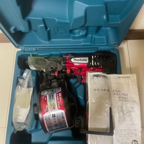 マキタ　高圧エア釘打