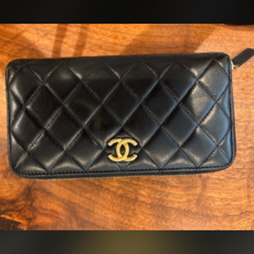 マトラッセ　長財布