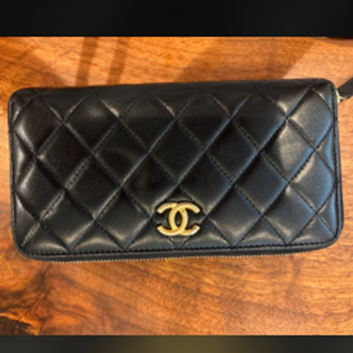 マトラッセ　長財布