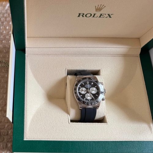 ロレックス デイトナ 126519l