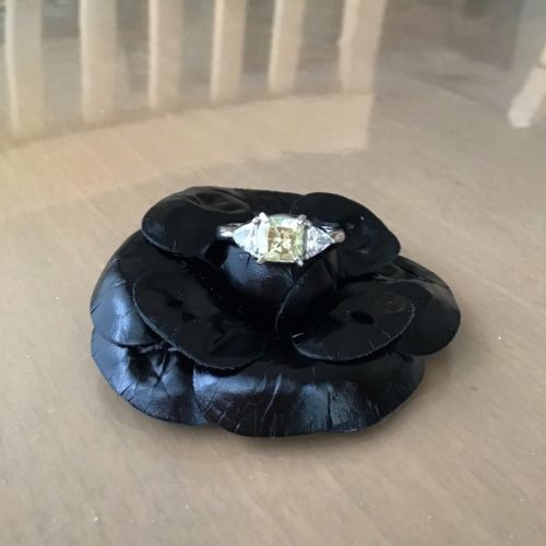 イエローダイヤリング