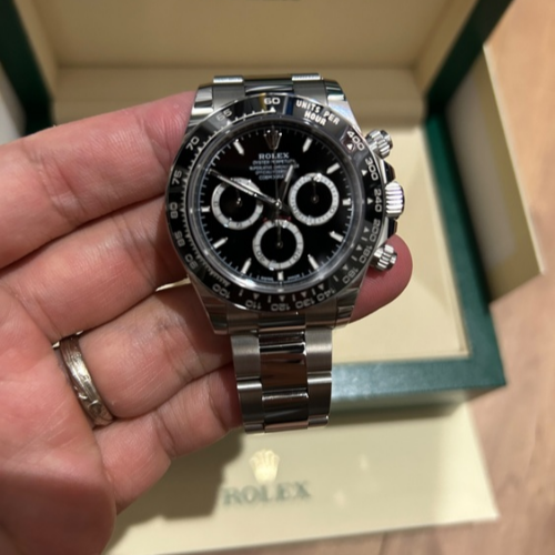 デイトナステンレス　黒文字盤