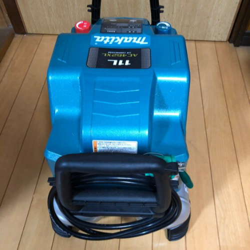 マキタ　コンプレッサー