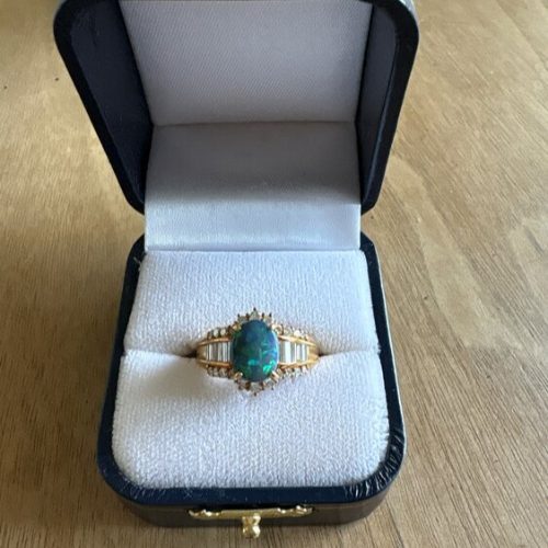 ブラックオパール