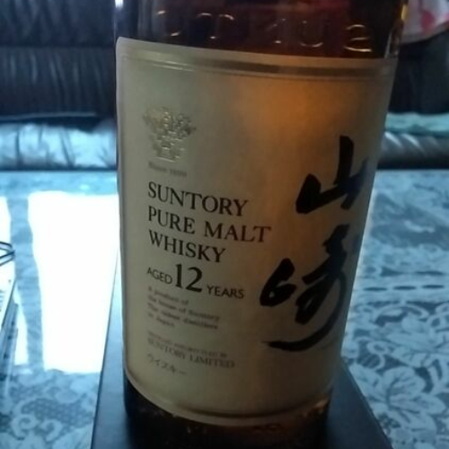 山崎の原点「山崎12年」の魅力｜定価と価格推移、買取相場を紹介