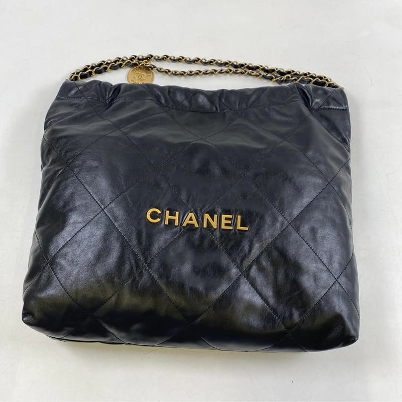 シャネル シャネル22 スモール チェーンショルダーバッグ ブラック シャイニーカーフスキン GD金具 プレート Aランク