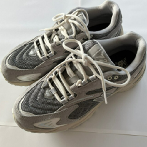 ニューバランスML725AA