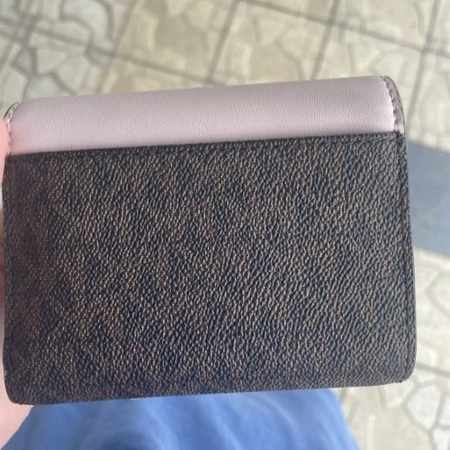 マイケルコース財布