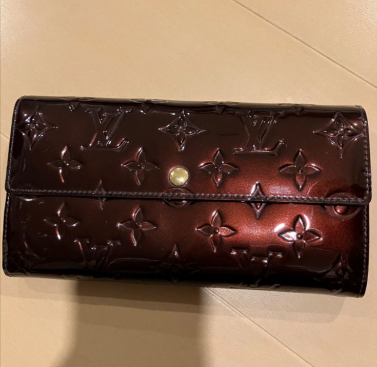 ブランド財布 モノグラム・ヴェルニ 中古