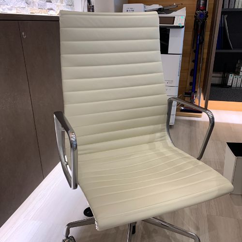 ハーマンミラー